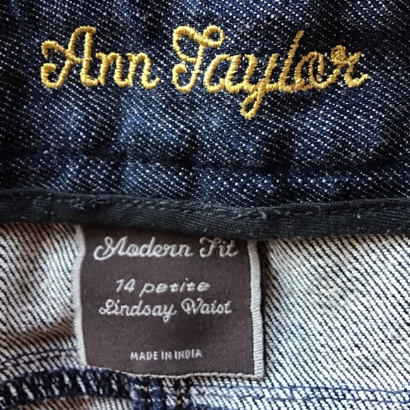 Ann Taylor Vintage Blue Denim Cropped Pedal Pushers NEW - Picture 6 of 6